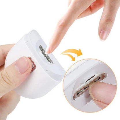 Elektrische Nagelknipper met LED-licht en Polijstmachine